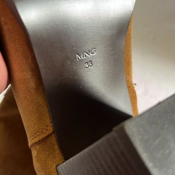 NWT MNG aka Mango “Larson” suede ankle boots - Picture 9 of 11